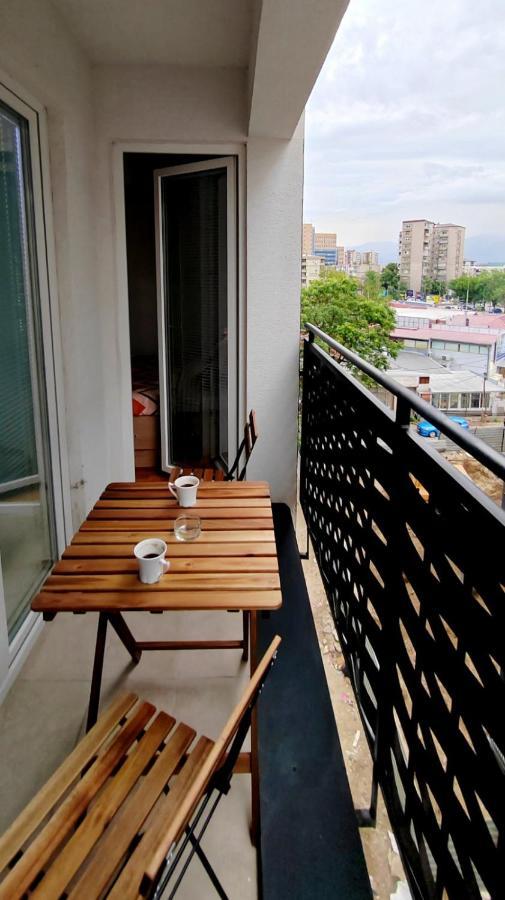 Apartman 42 Apartment Skopje Ngoại thất bức ảnh